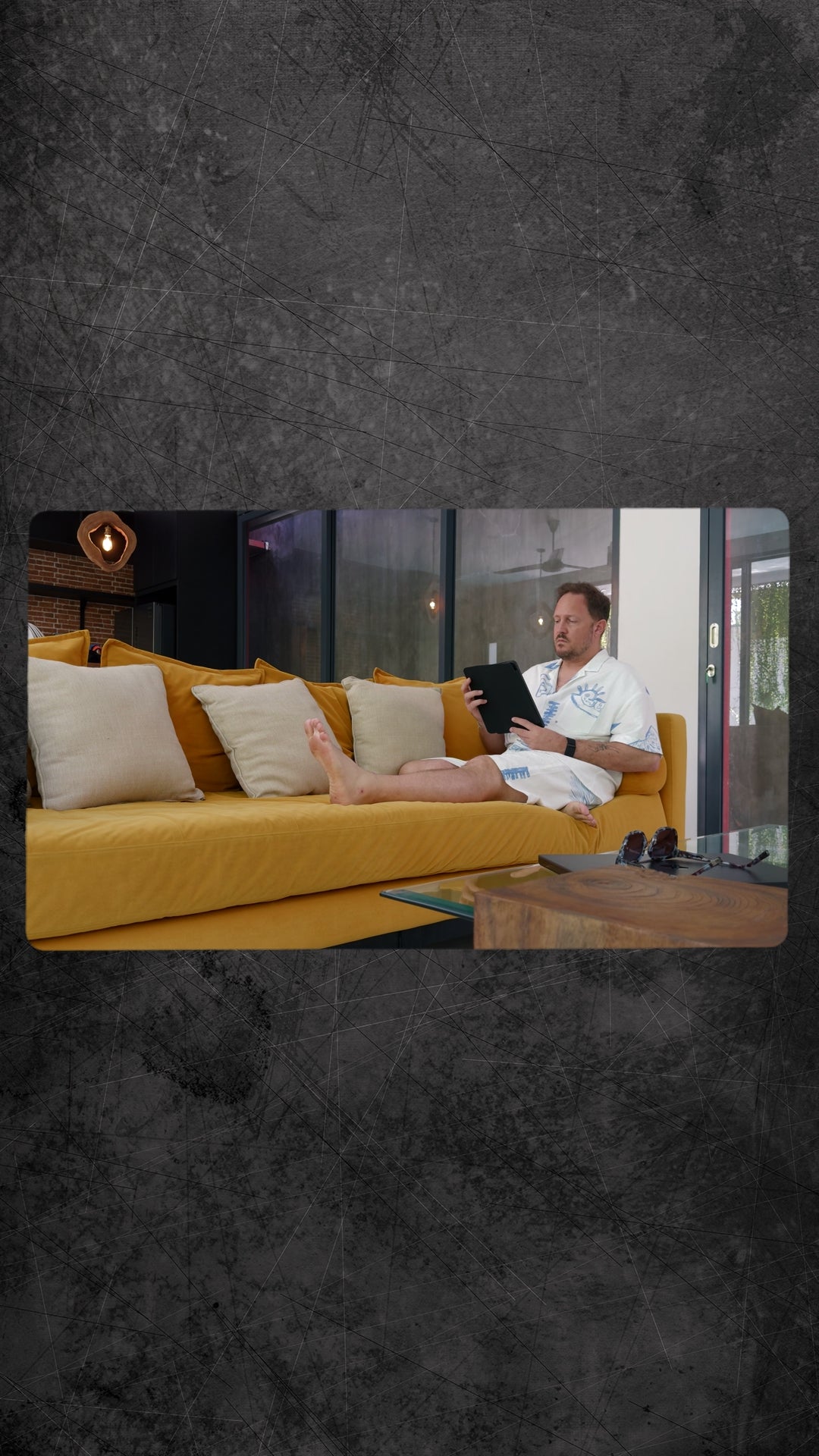 Social Media Overlays